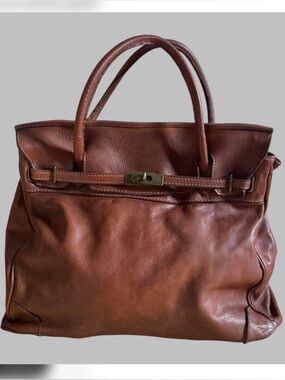 Vera Pelle Cognac Brown Leather Shoulder Tote